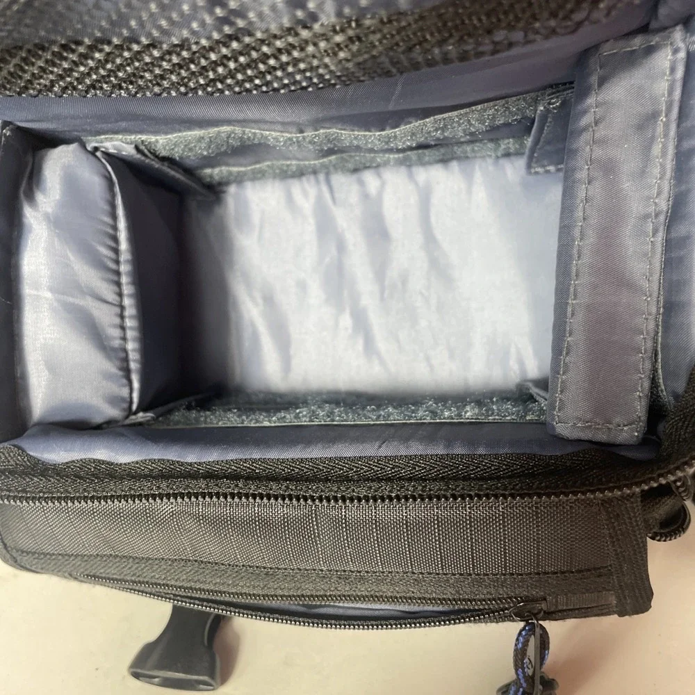 Samsonite Universal Camera Bag Waterproof Carry Handle And Adjustable Strap NWOT
